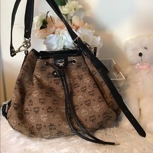 MCM Limited tote